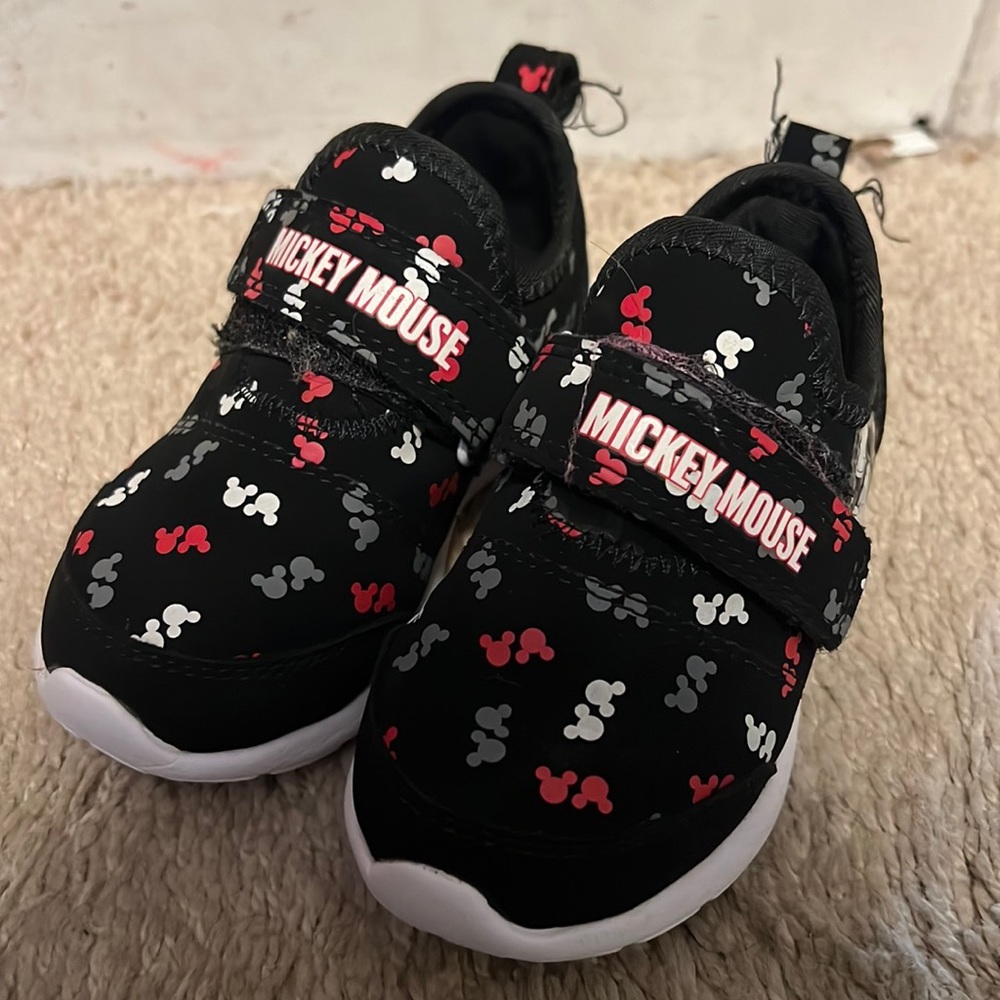 Mickey Mouse toddler shoes size 7